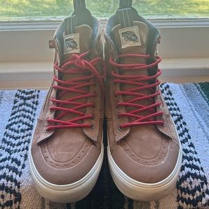 Brand New MTE Vans Snow shoes Sk8 Hi- I wore these once indoors, brand new